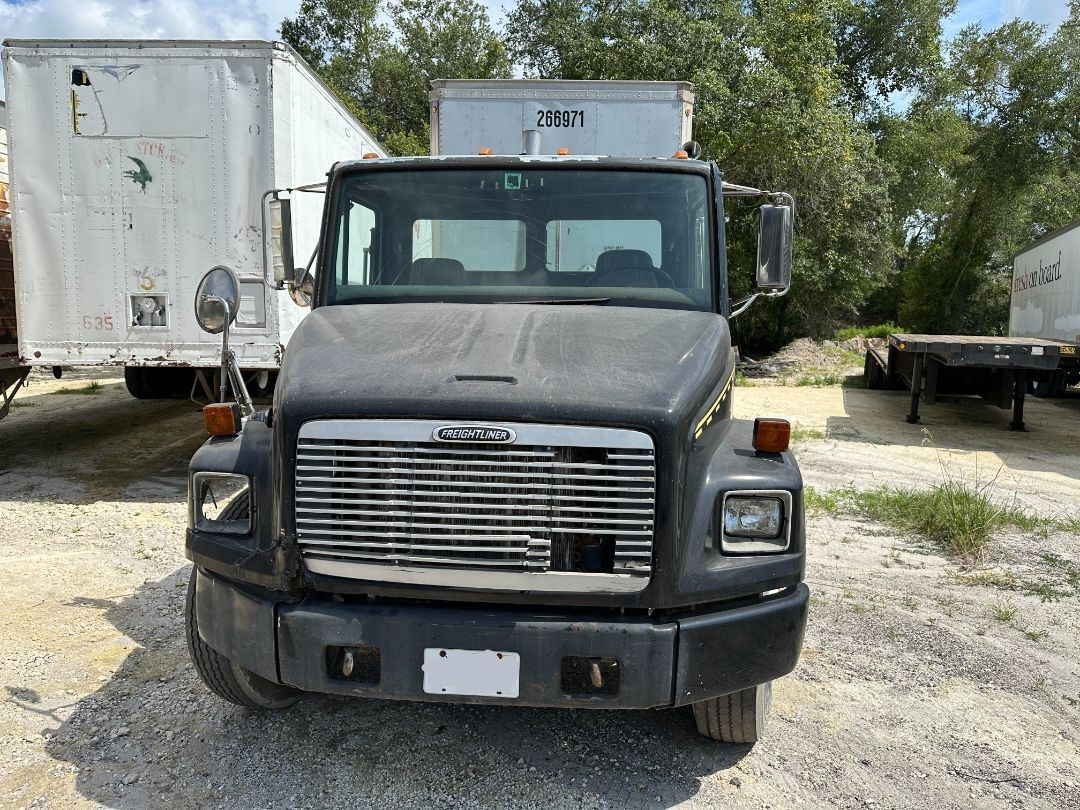 2002 FREIGHTLINER FL 70